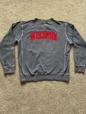 Men’s Large Grey Wisconsin Crewneck